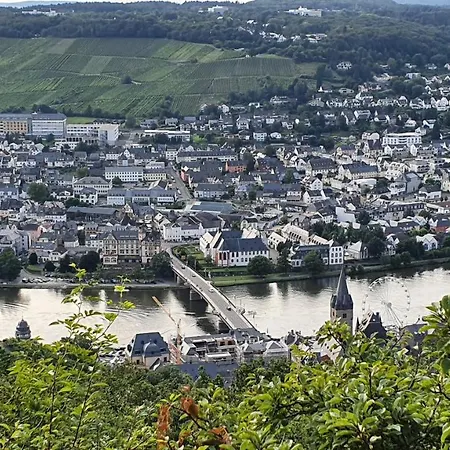 Im Moseltal Apartman Veldenz
