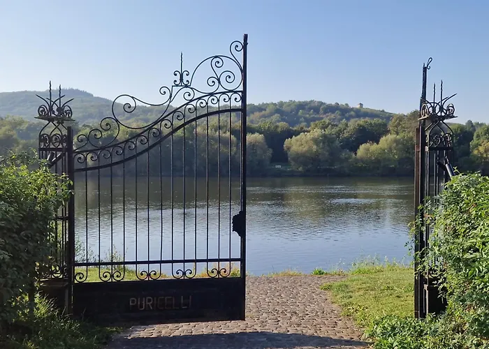 Im Moseltal Apartament Veldenz